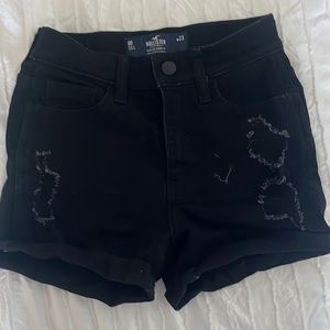 Hollister high-rise shorts in a size 00